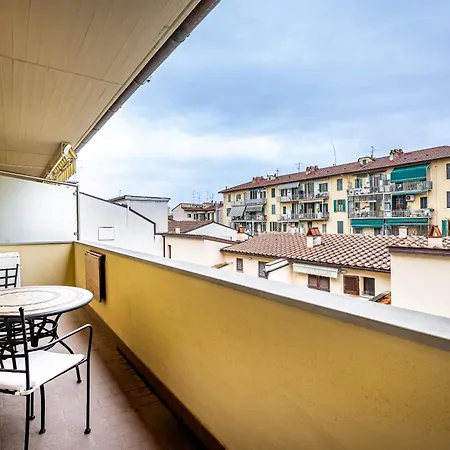 Yd Settimello With Parking 아파트 *